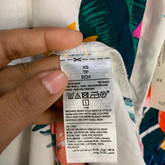 NEW Sleeveless Tie-Neck Shift Dress for Women SZ XS Tropical Floral - Picture 8 of 10